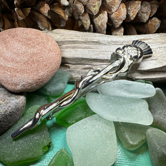 Scrolling Leaf Thistle Kilt Pin - Handmade in Scotland | Kilt Pin | Wiccan Center