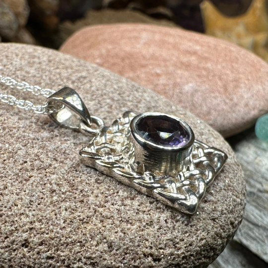 Gianna Celtic Knot Necklace | Pendant | Wiccan Center
