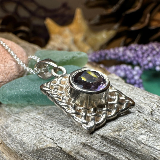 Gianna Celtic Knot Necklace | Pendant | Wiccan Center