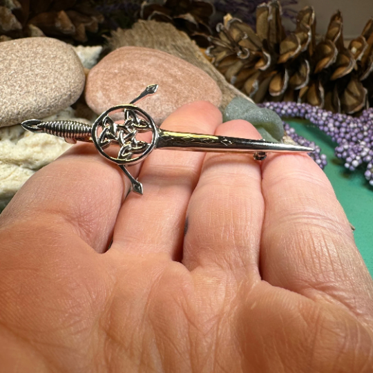 Trinity Knot Sword Kilt Pin | Kilt Pin | Wiccan Center