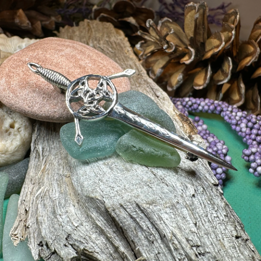 Trinity Knot Sword Kilt Pin | Kilt Pin | Wiccan Center