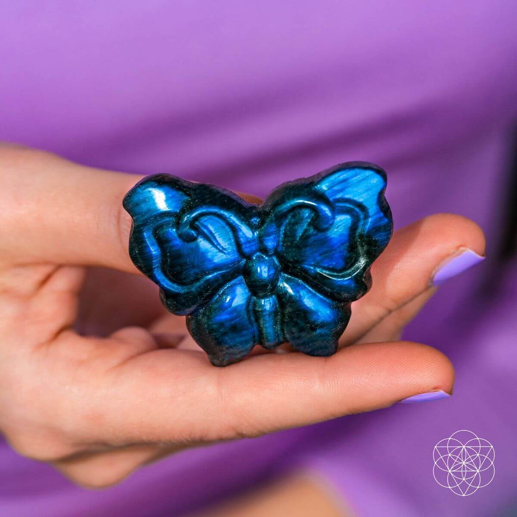 I Am Reborn - Labradorite Carving of Transformation | Crystal Heart | Wiccan Center