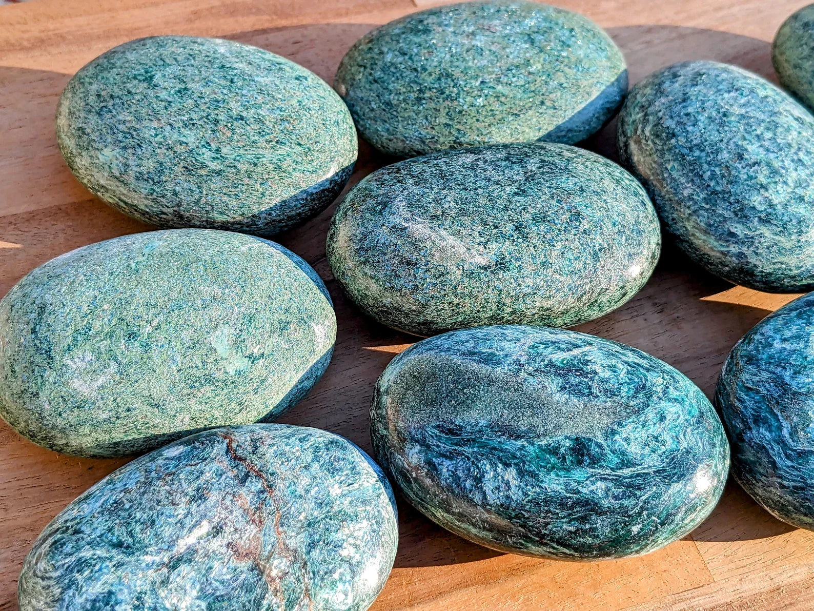 Fuchsite Palm Stones | | Wiccan Center