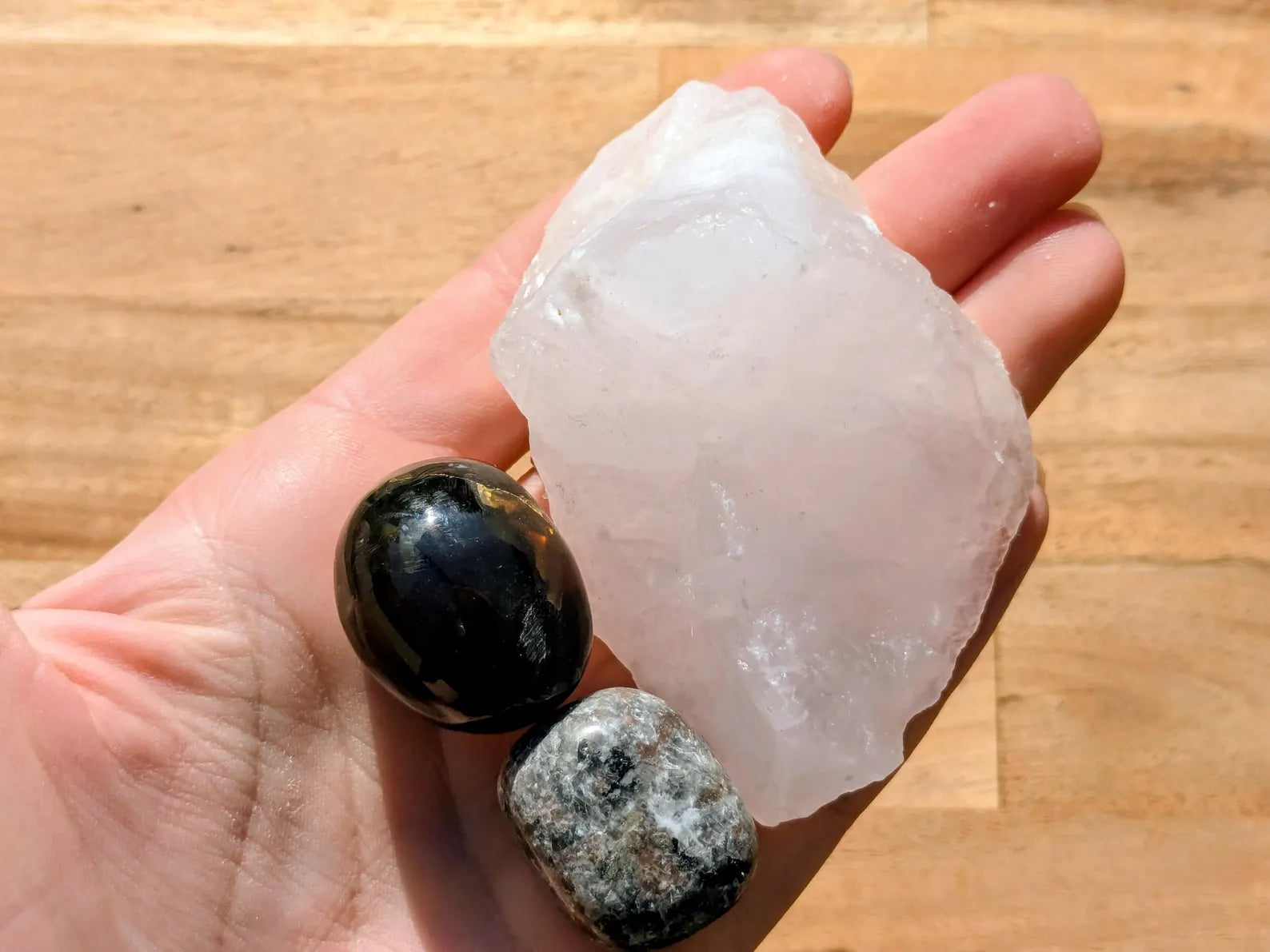 UV Black Light Reactive Crystal Kit | | Wiccan Center