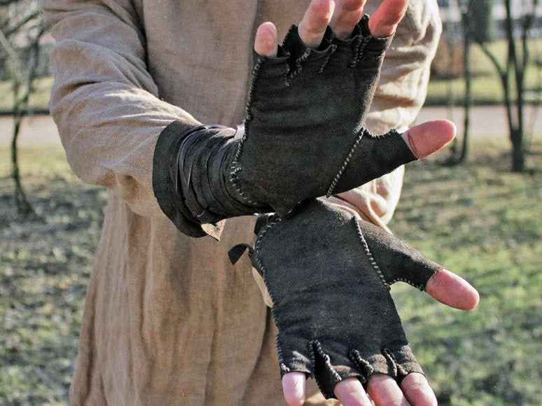 Battler leather gloves for LARP | | Wiccan Center