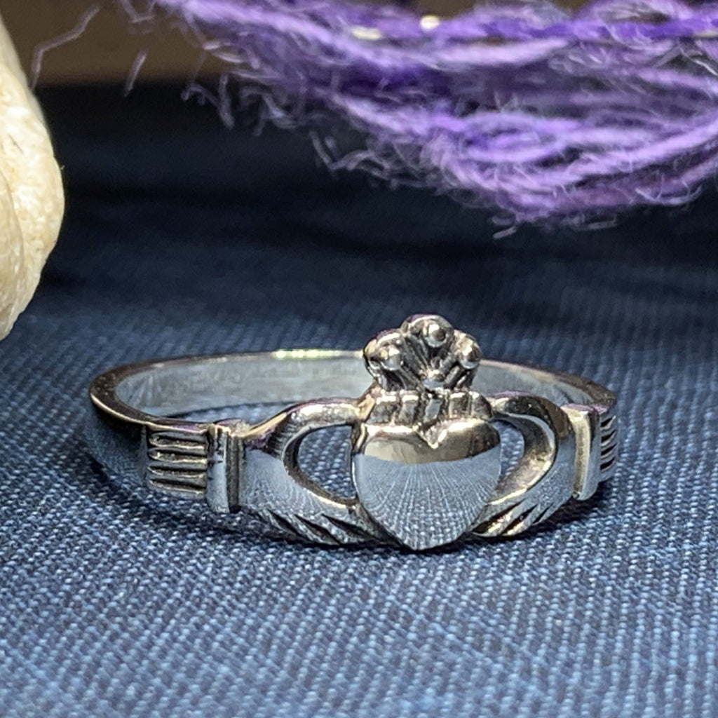 Carrigeen Claddagh Ring | Ring | Wiccan Center