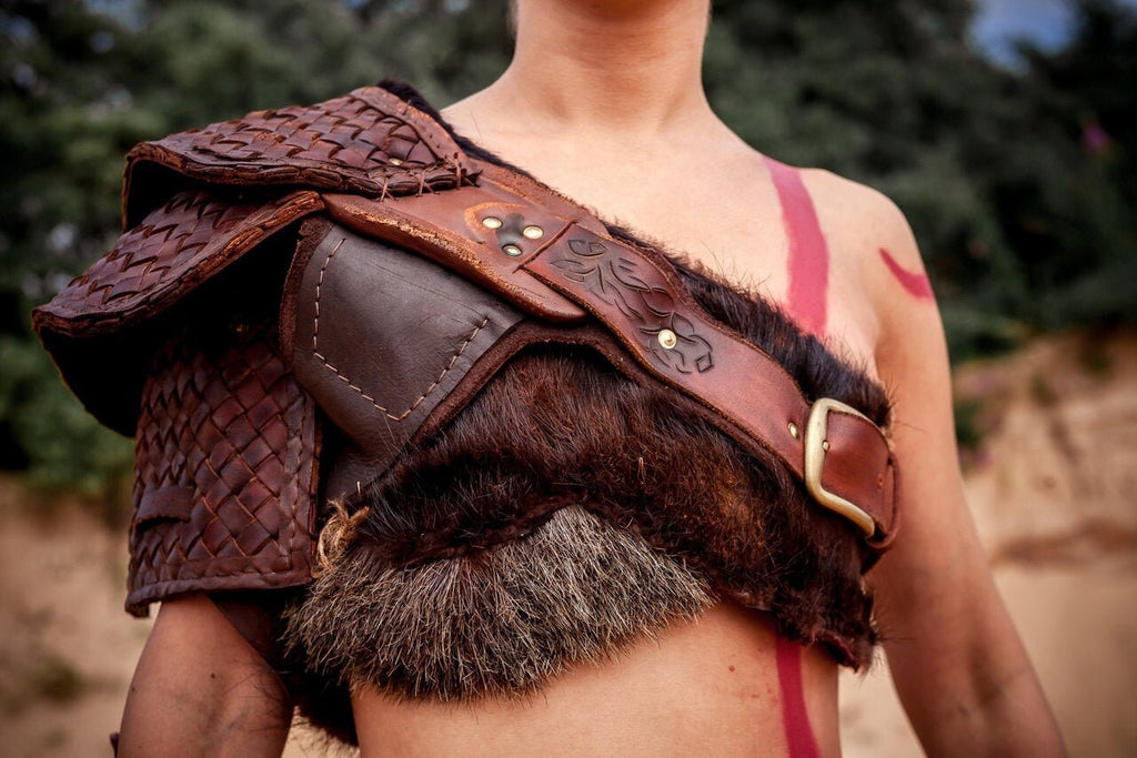 Woman Kratos armor (God of War) | Costume | Wiccan Center