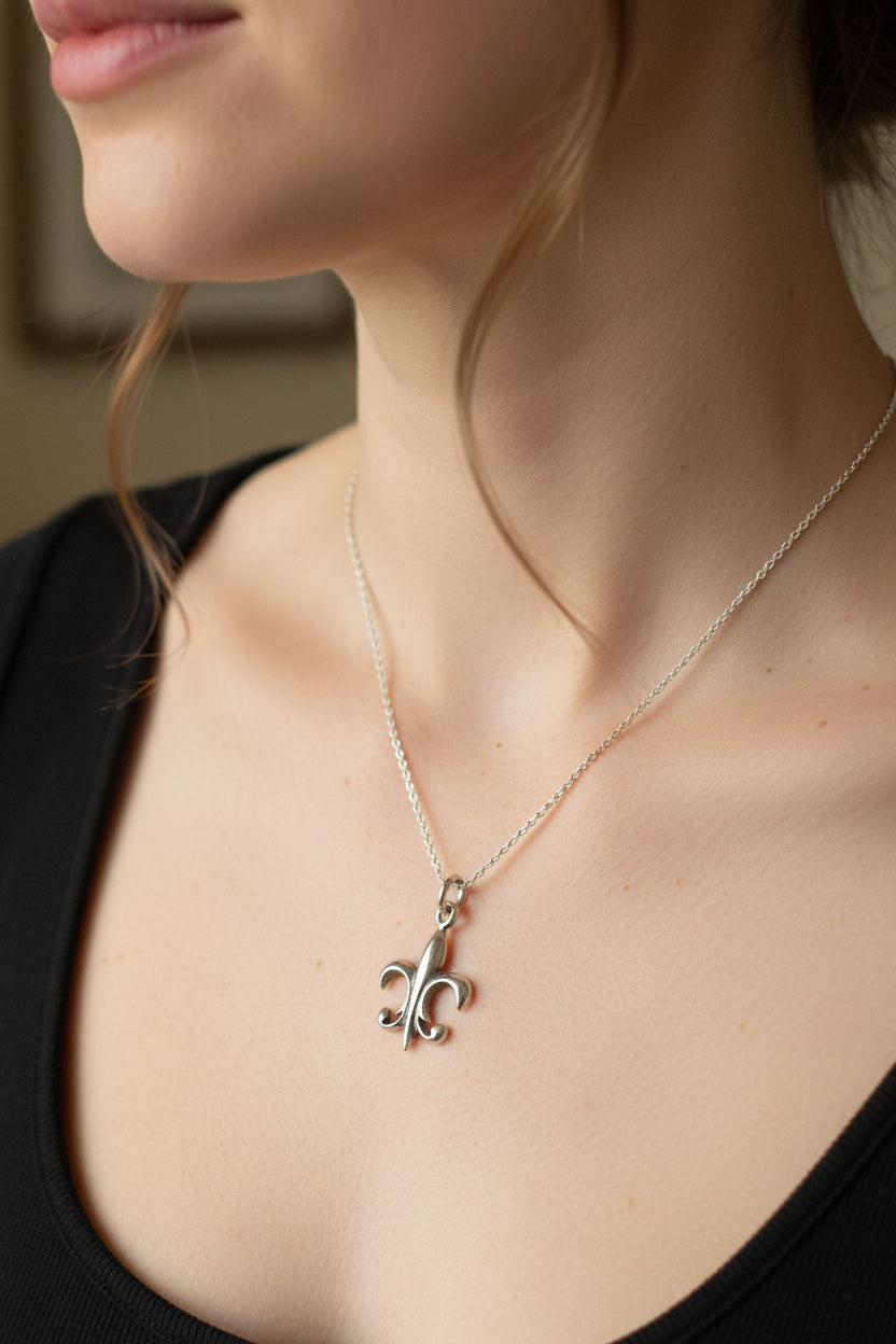 Fluer De Lis Necklace | Pendant | Wiccan Center