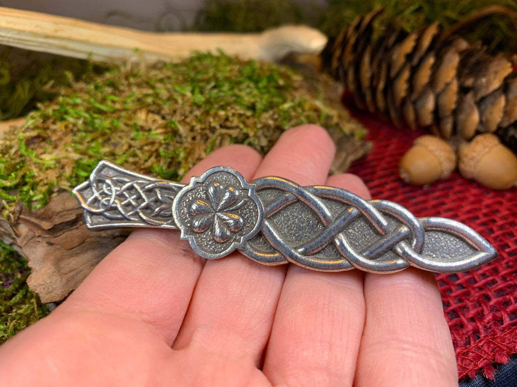 Irish Shamrock & Celtic Knot Kilt Pin | Kilt Pin | Wiccan Center