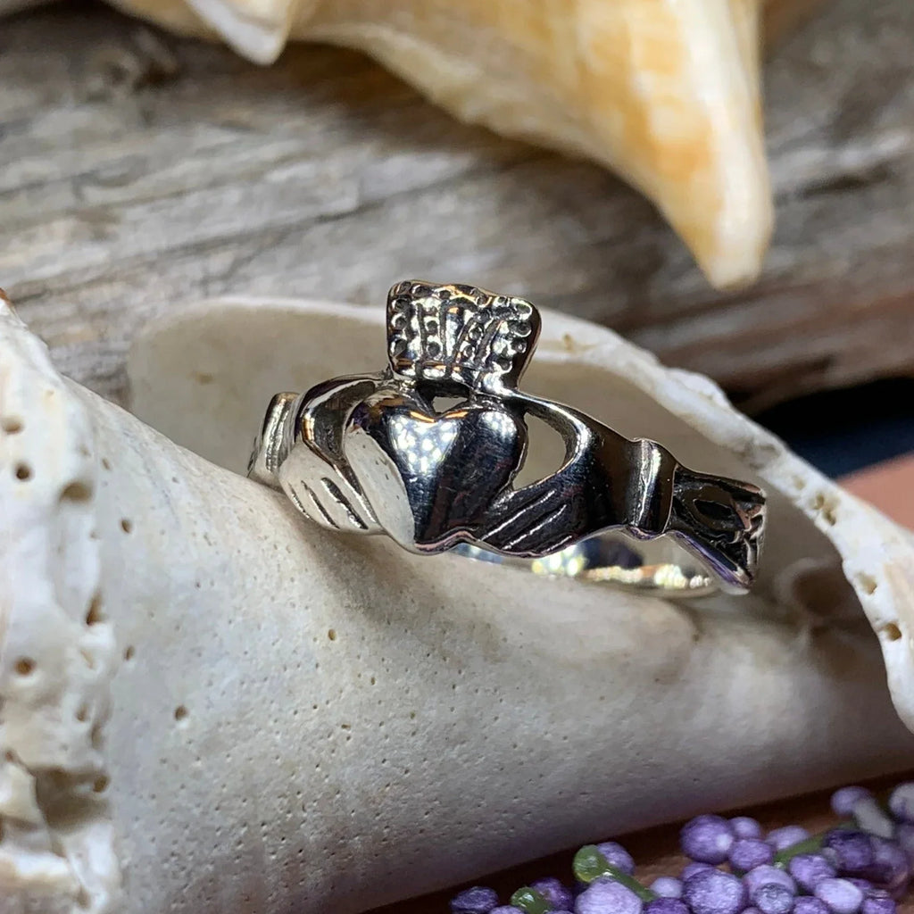 Fossa Irish Claddagh Ring in Sterling Silver