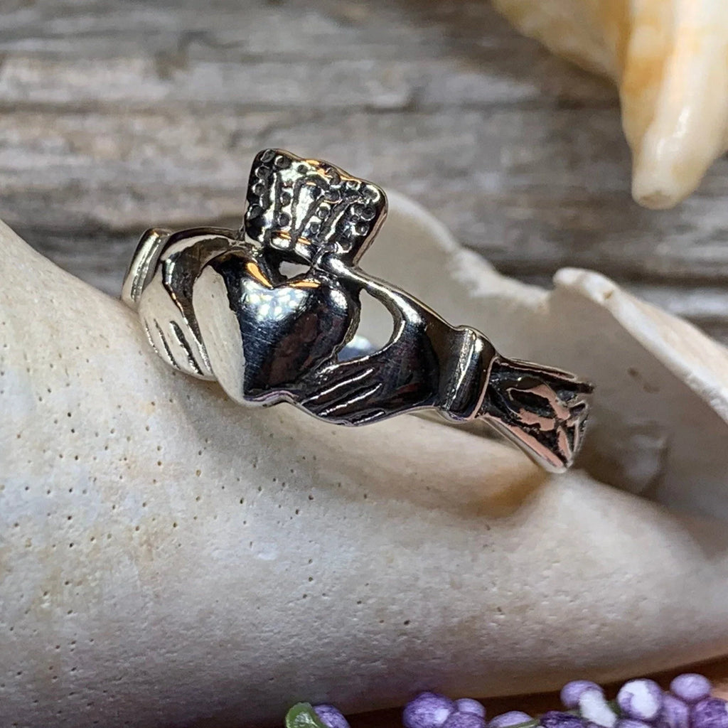 Fossa Irish Claddagh Ring in Sterling Silver