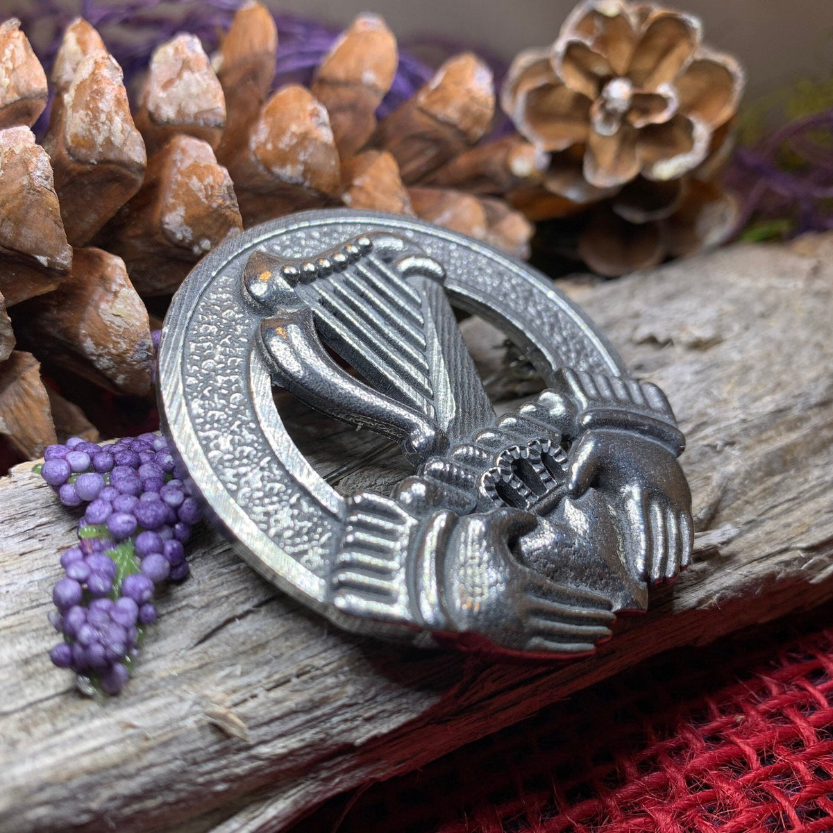 Irish Claddagh Harp Brooch | Brooch | Wiccan Center