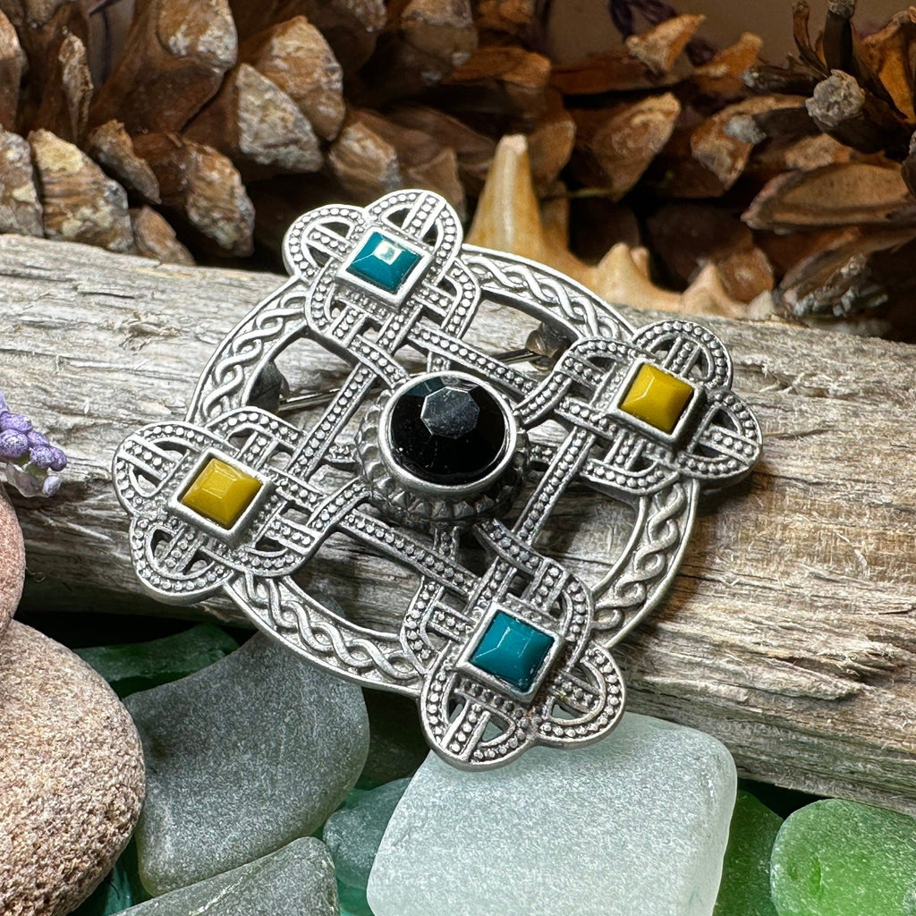 Munro Celtic Knot Brooch | Brooch | Wiccan Center