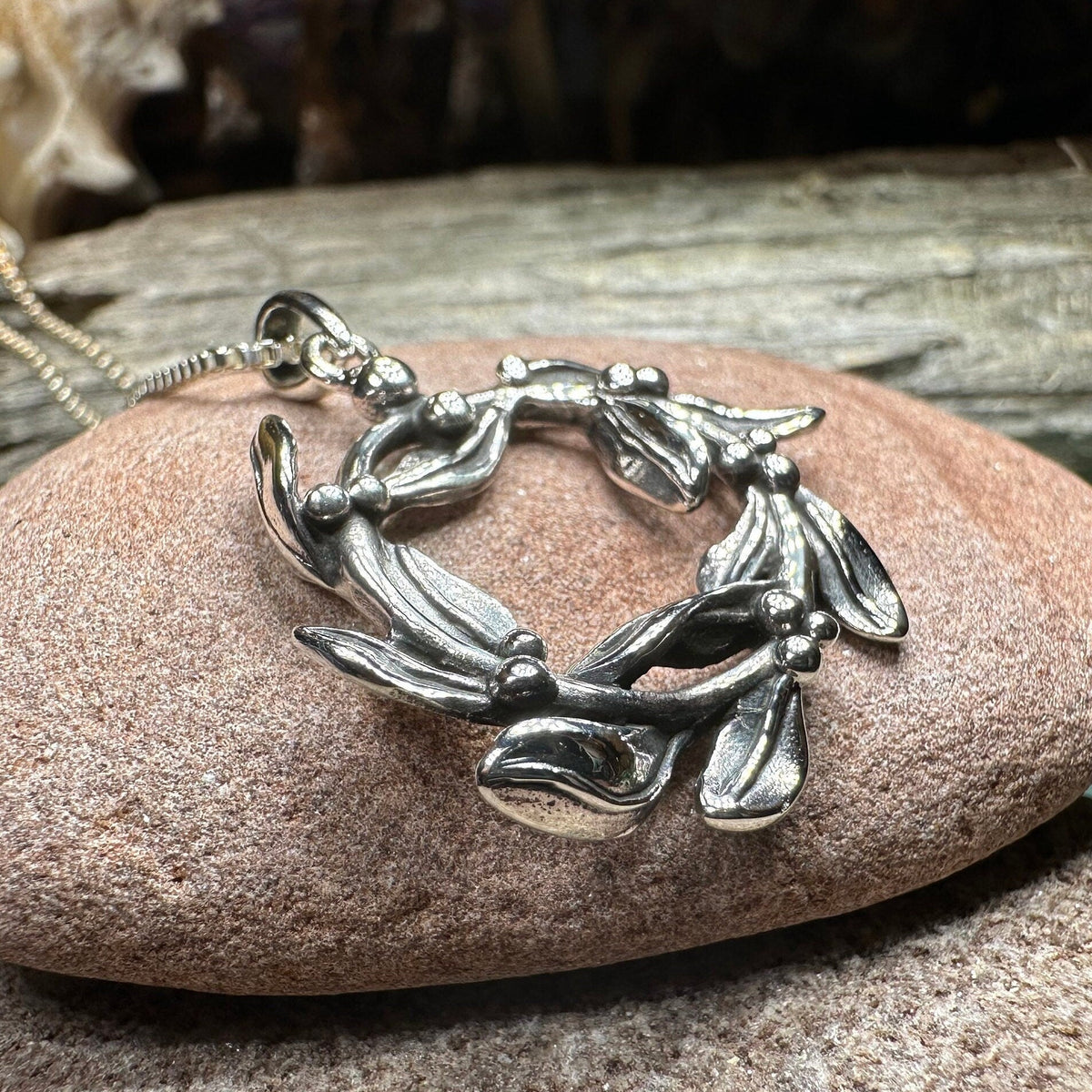 Mistletoe Wreath Necklace | Pendant | Wiccan Center