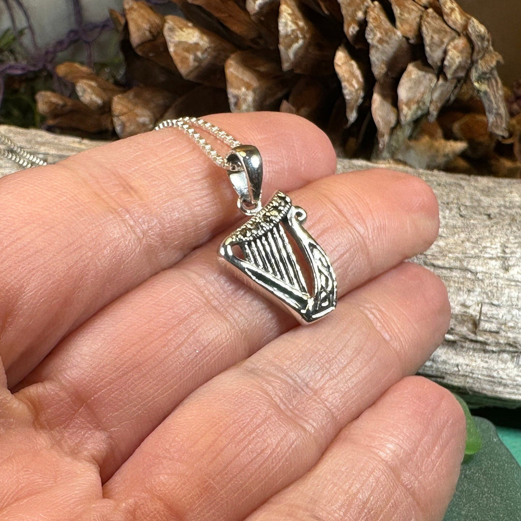 Green Enamel Harp Necklace | Pendant | Wiccan Center