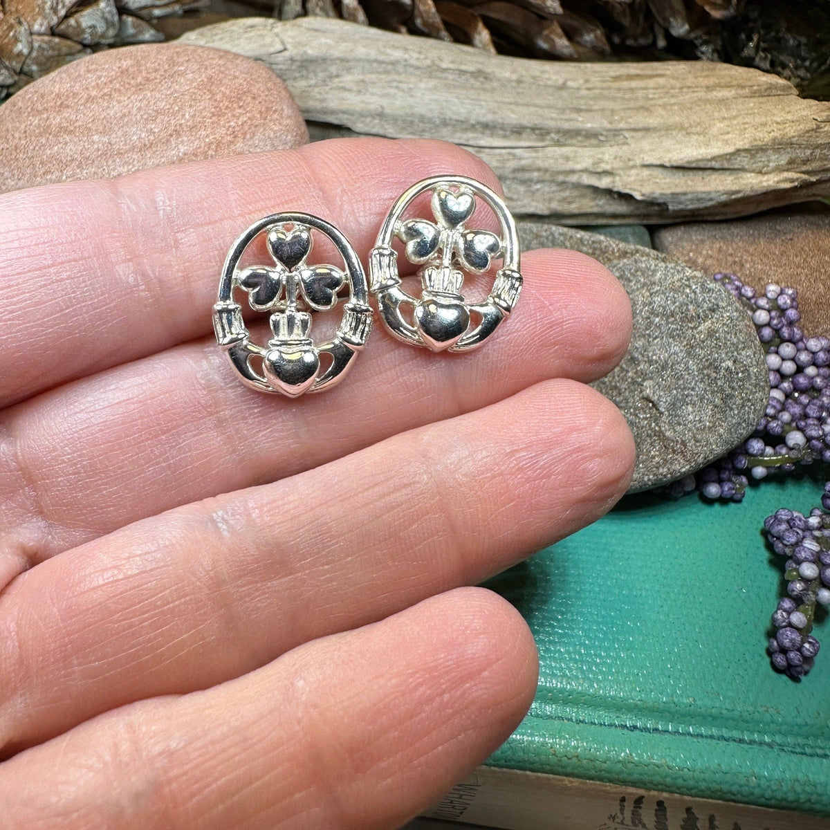 Tyrone Irish Claddagh Cufflinks in Sterling Silver | Cuff Links | Wiccan Center