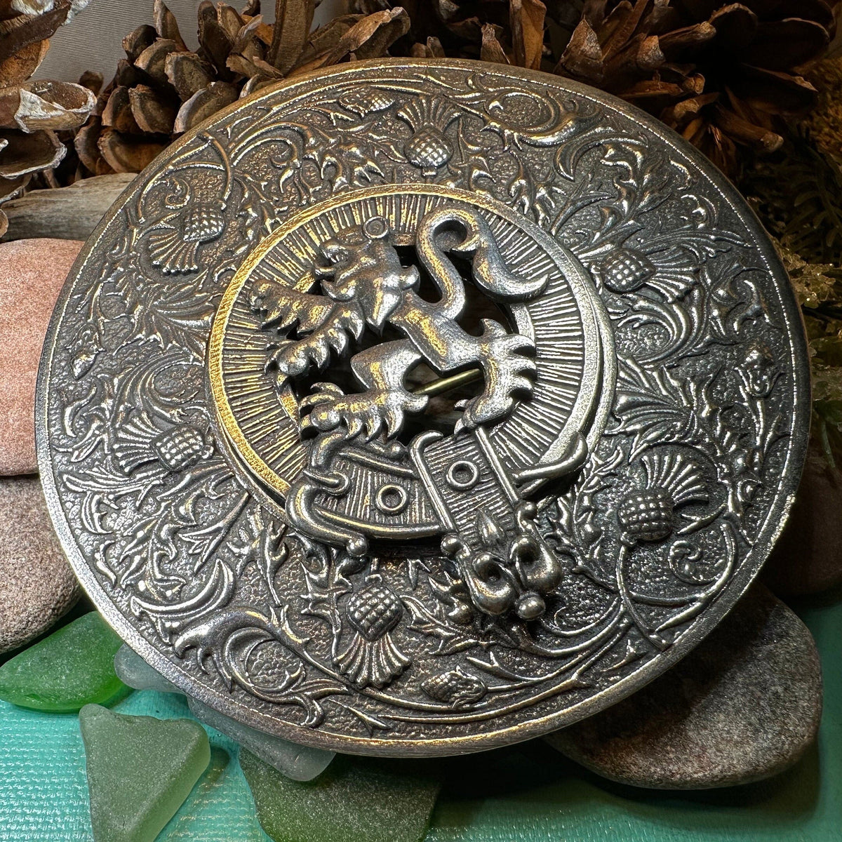 Large Royal Lion and Thistle Plaid Brooch - Handmade in Scotland | Brooch | Wiccan Center