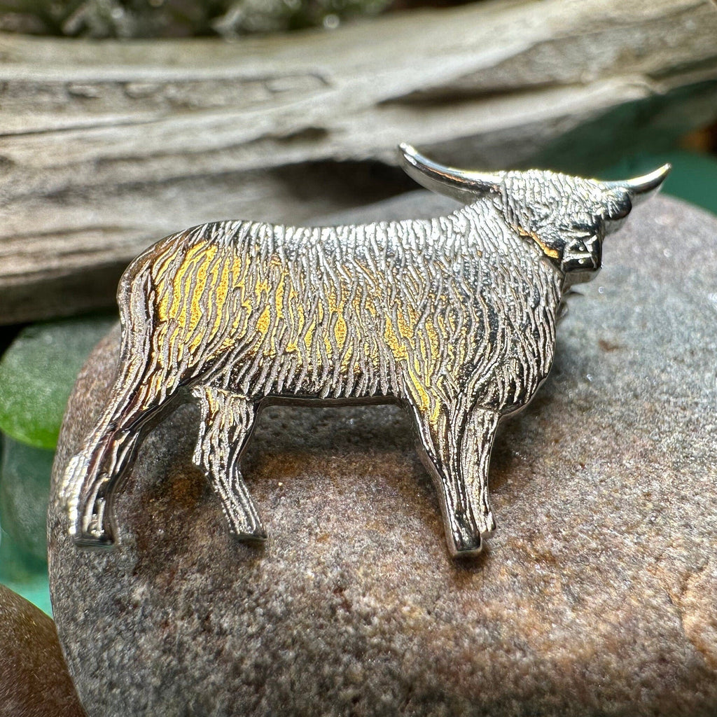 Realistic Highland Cow Brooch - Handmade in Scotland | Brooch | Wiccan Center