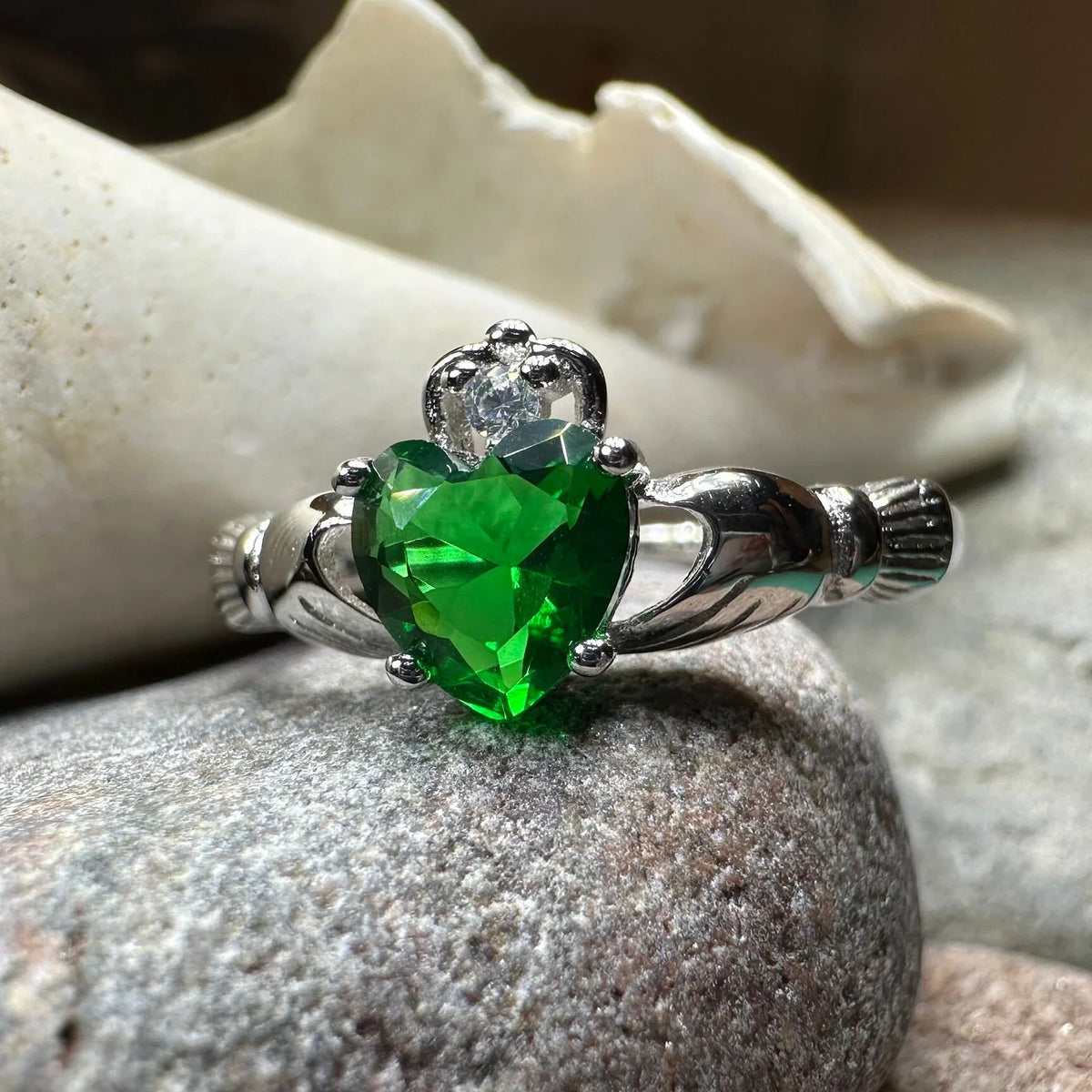 Emerald Green Claddagh Ring | Ring | Wiccan Center