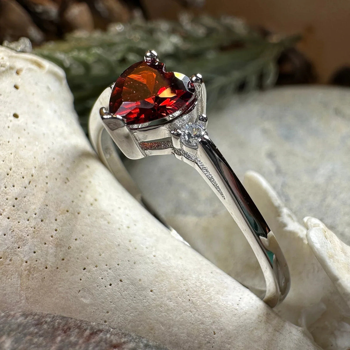 Garnet Love Heart Ring | Ring | Wiccan Center