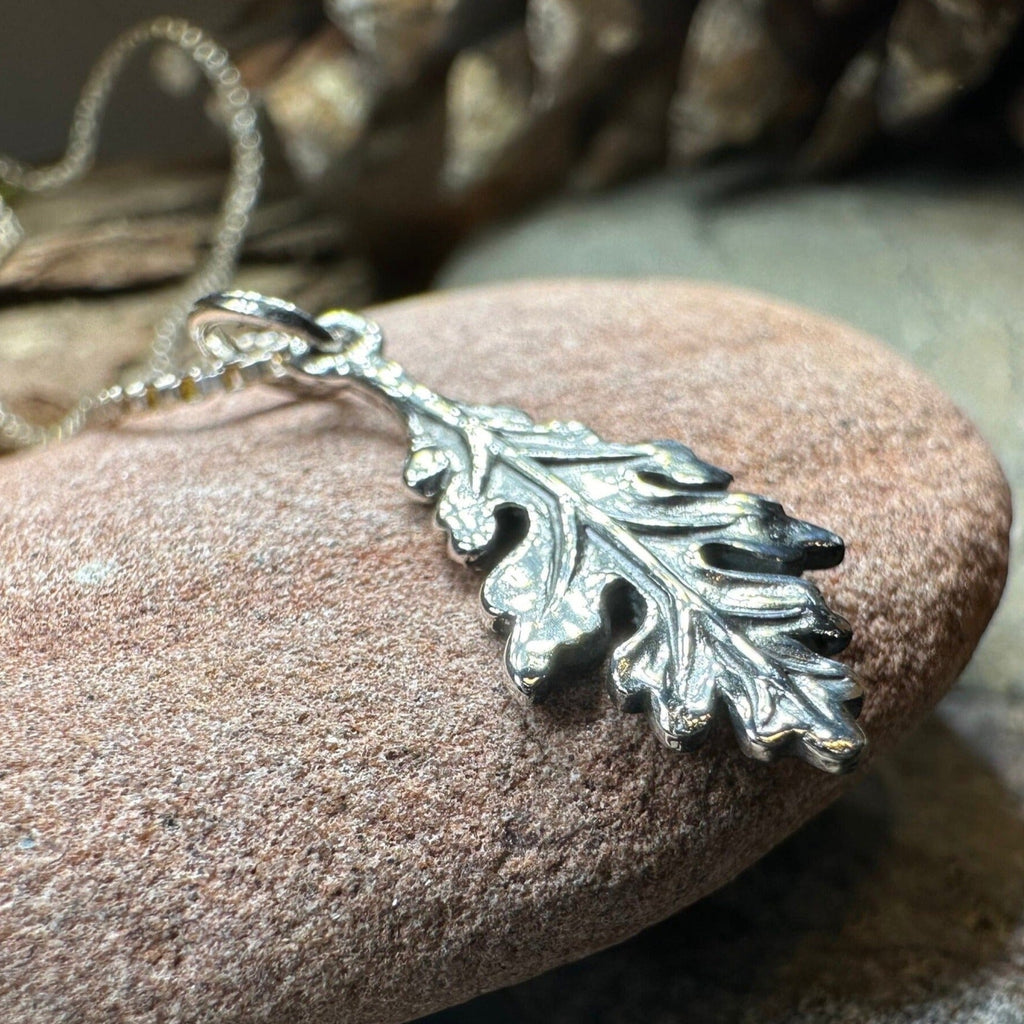 Petite Realistic Oak Leaf Necklace | Pendant | Wiccan Center