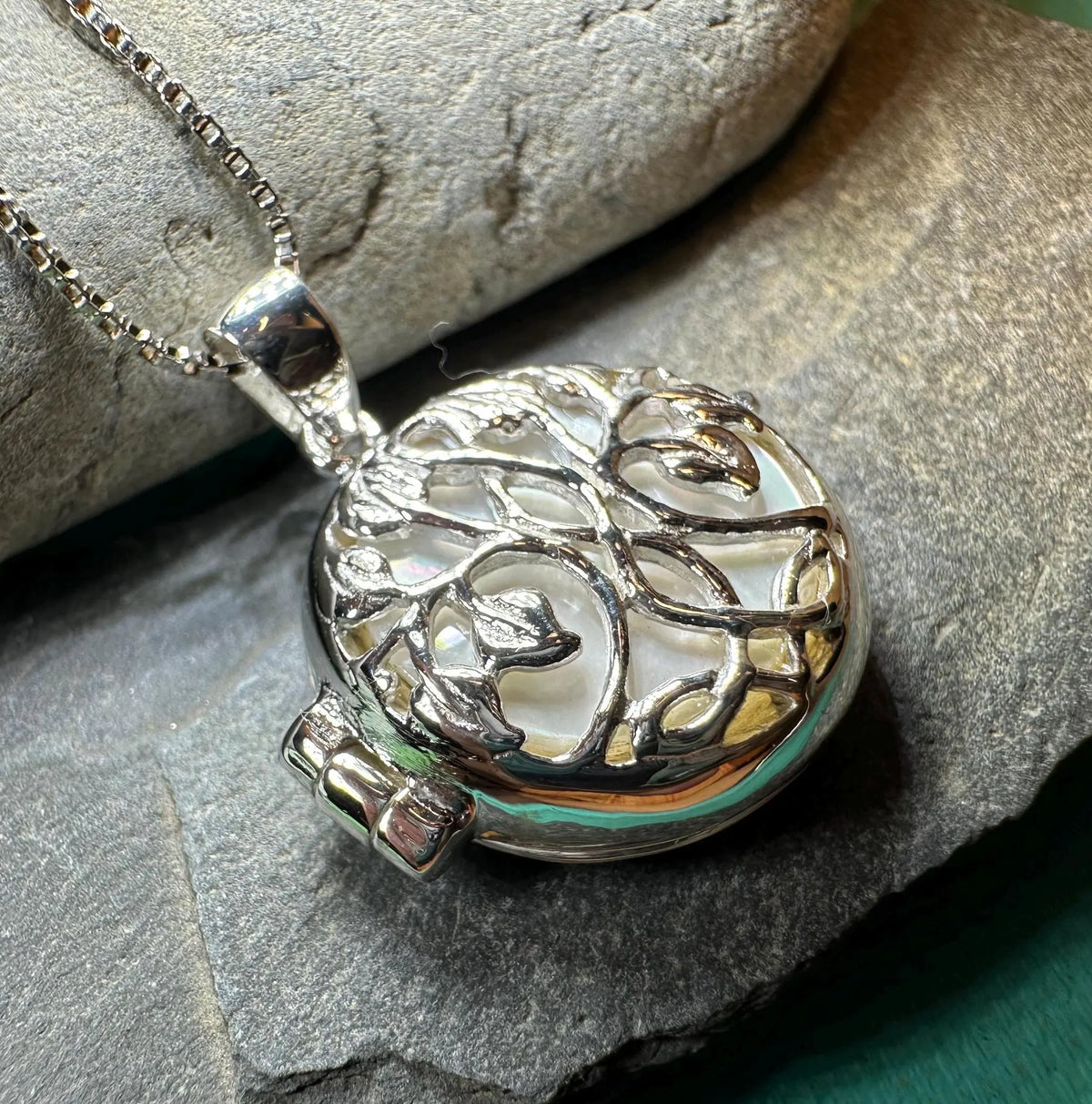 Ceangailte Celtic Tree Locket Necklace | Locket | Wiccan Center