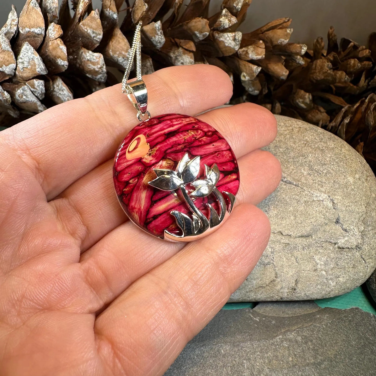 Heathergems Celtic Flower Necklace - Handmade in Scotland | Pendant | Wiccan Center