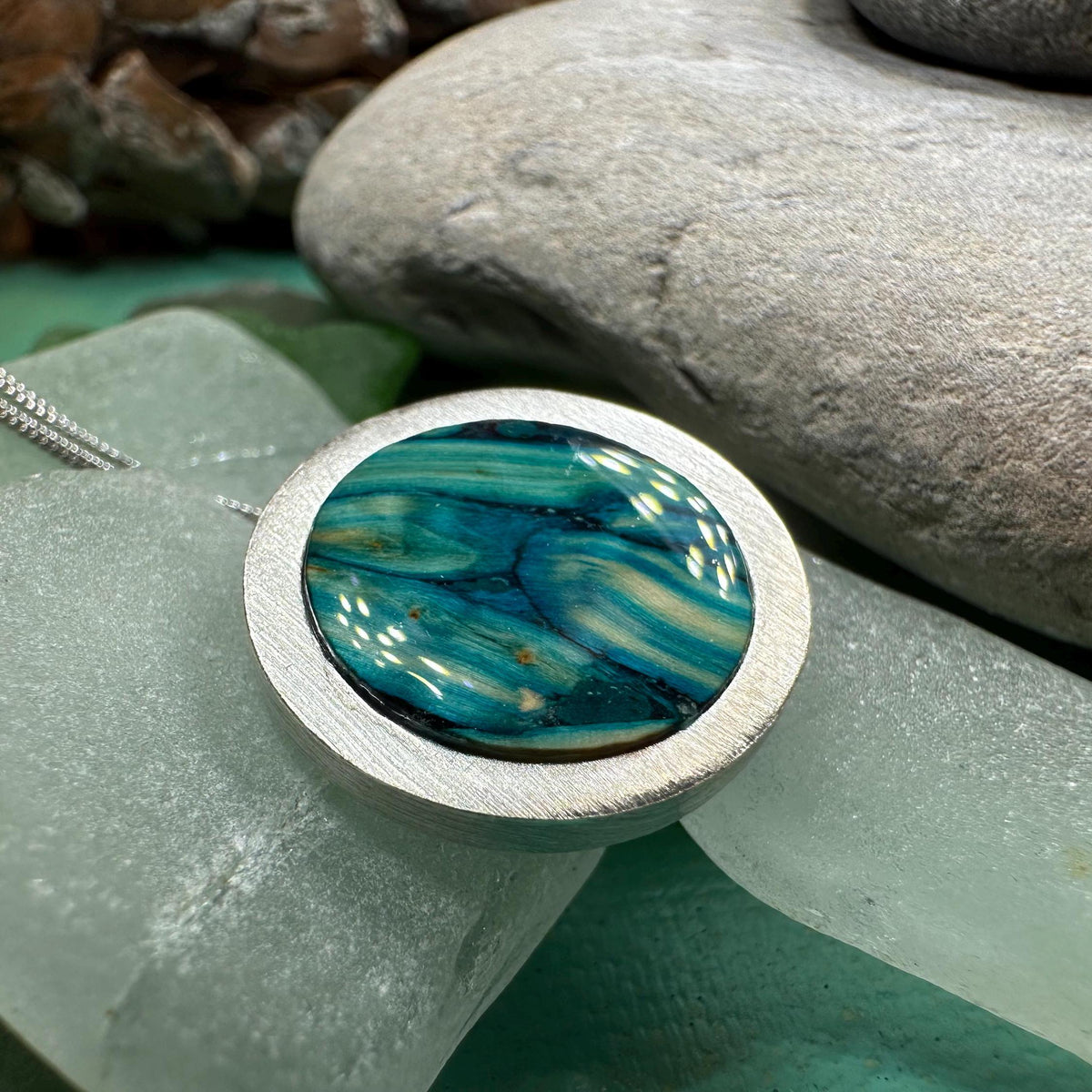 Heathergems Scottish Highlands Necklace - Handmade in Scotland | Pendant | Wiccan Center