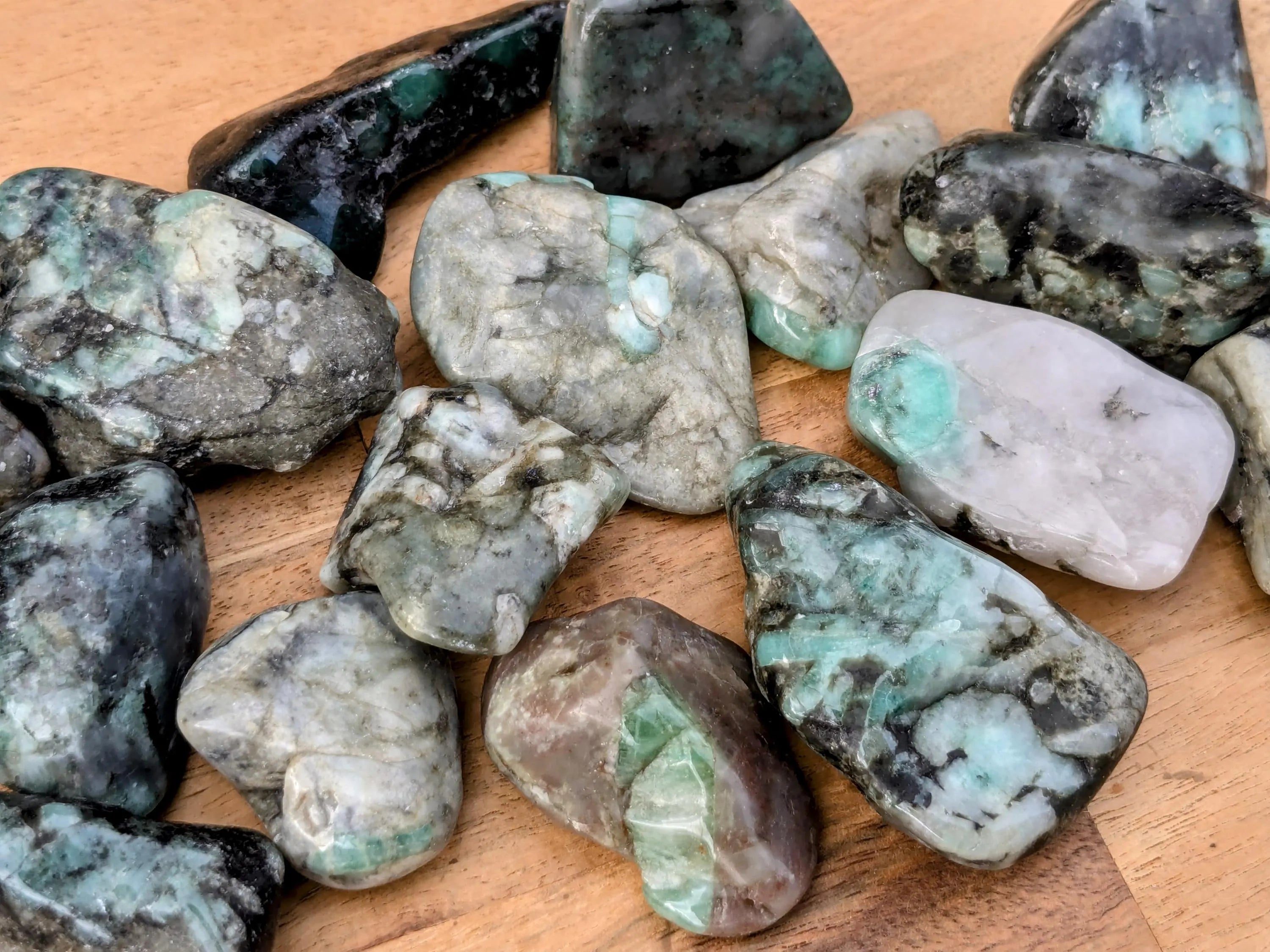 Emerald Tumbled Stones | | Wiccan Center