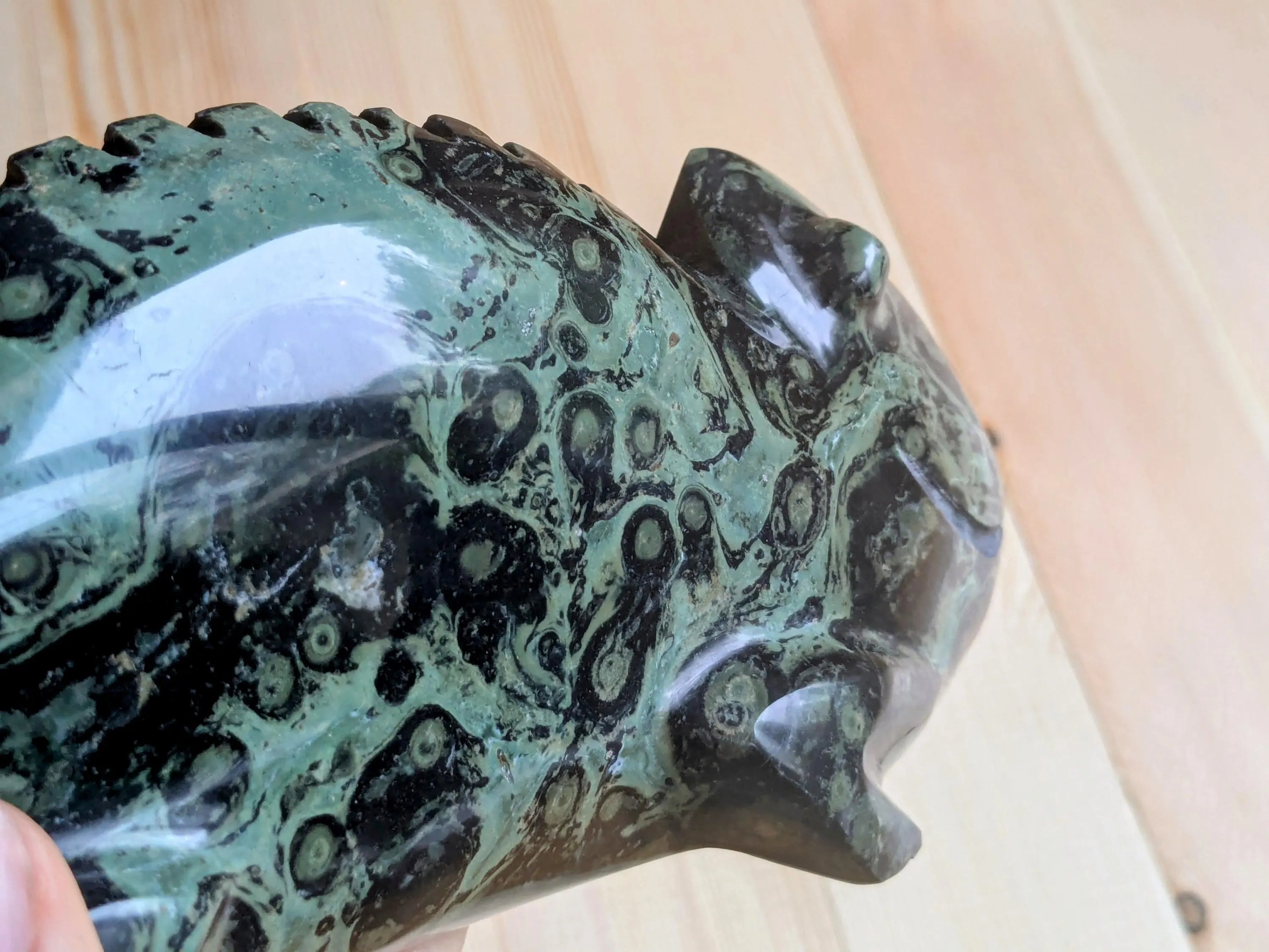 Kambaba Jasper Chameleon Carving - OOAK | | Wiccan Center