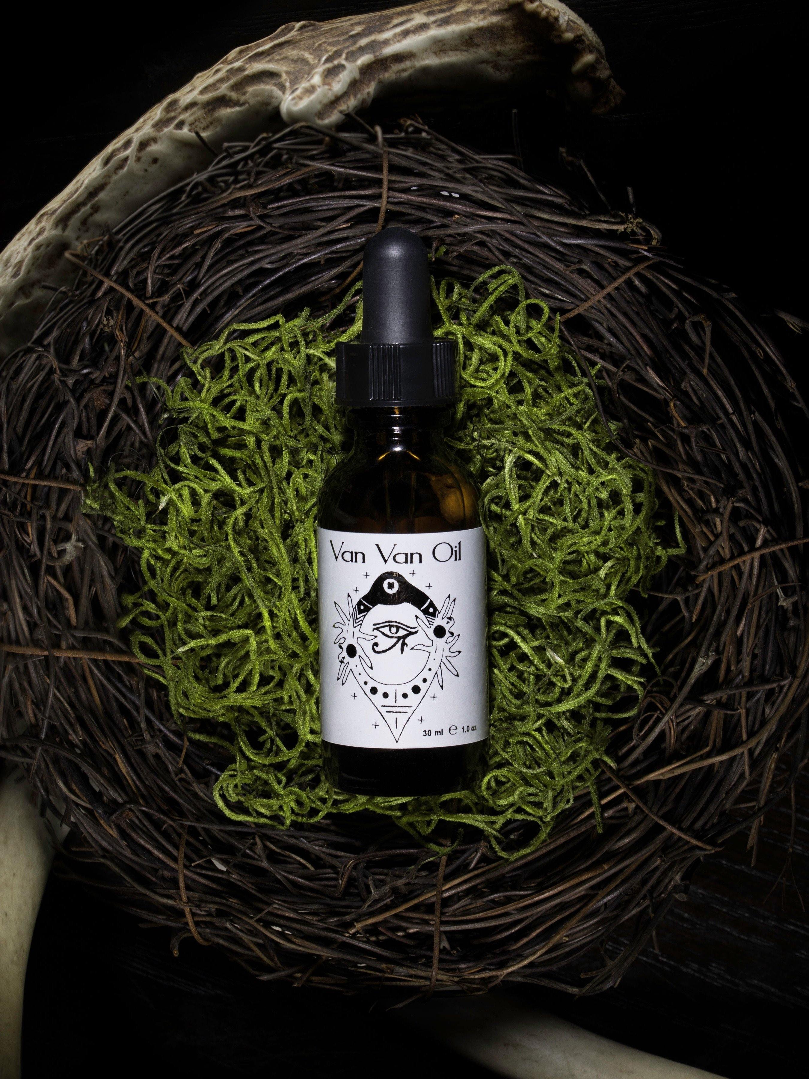 Van Van - Prosperity, Love Magic, & Success Conjure Oil | Anoint | Wiccan Center