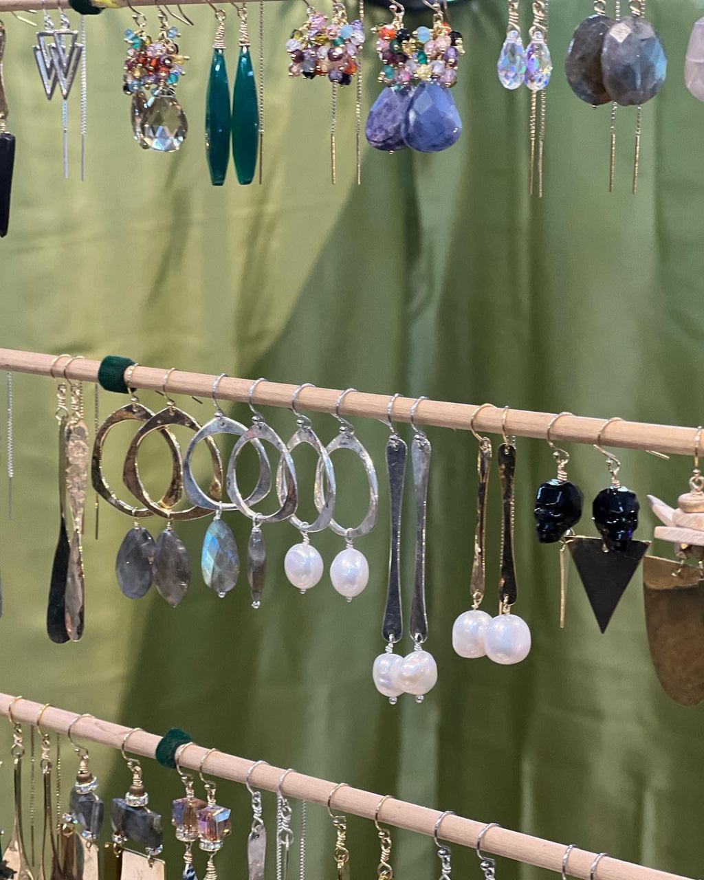 Exclamation Thread Earrings