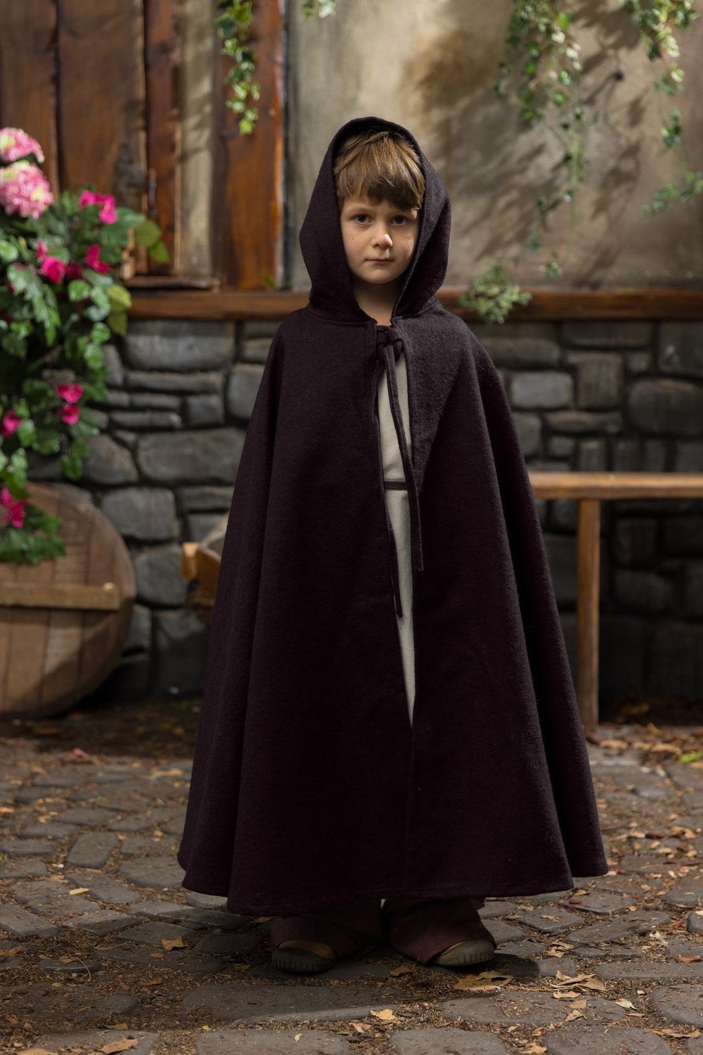 Children's Cape Leanaa Brown | Artikel | Wiccan Center