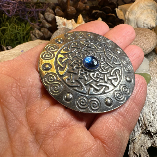 Heritage Celtic Knot Brooch | Brooch | Wiccan Center