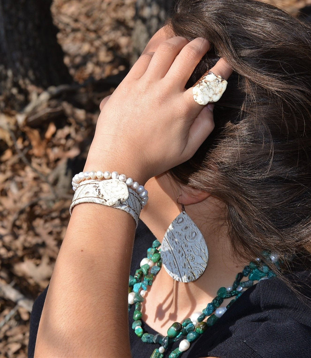Chunky White Turquoise Slab on Hammered Gold Cuff RingBase 012s | Ring | Wiccan Center
