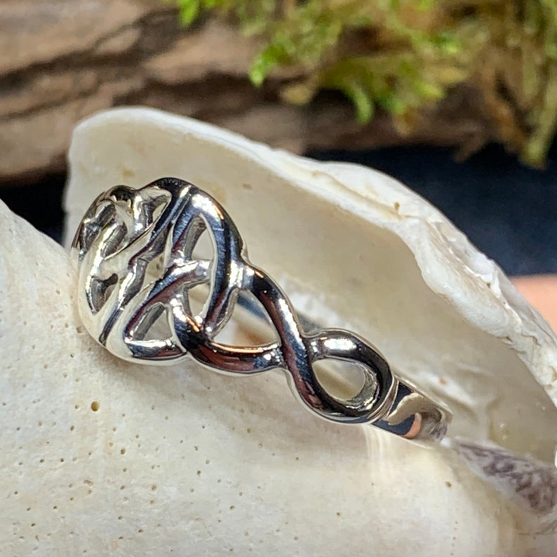 Torra Sterling Silver Trinity Knot Ring | Ring | Wiccan Center