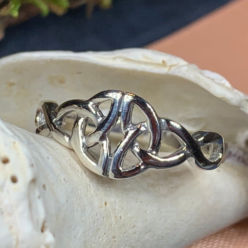 Torra Sterling Silver Trinity Knot Ring | Ring | Wiccan Center