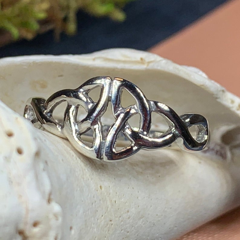 Torra Sterling Silver Trinity Knot Ring | Ring | Wiccan Center