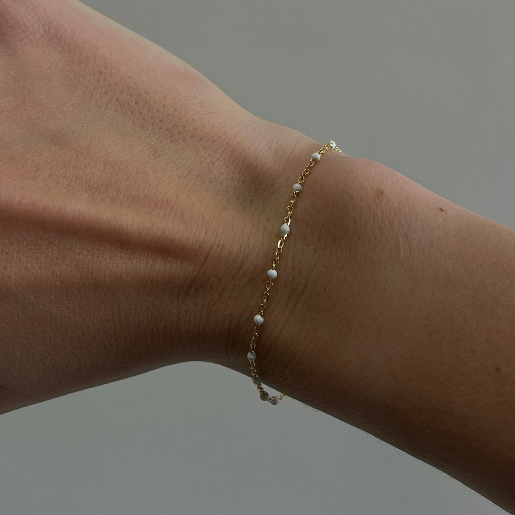 white daisy bracelet | | Wiccan Center
