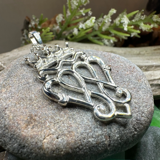 Farah Scottish Luckenbooth Necklace in Sterling Silver