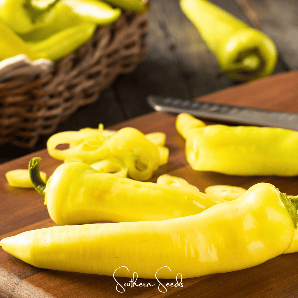 Sweet Banana Pepper – 25 Seeds | Seeds | Wiccan Center