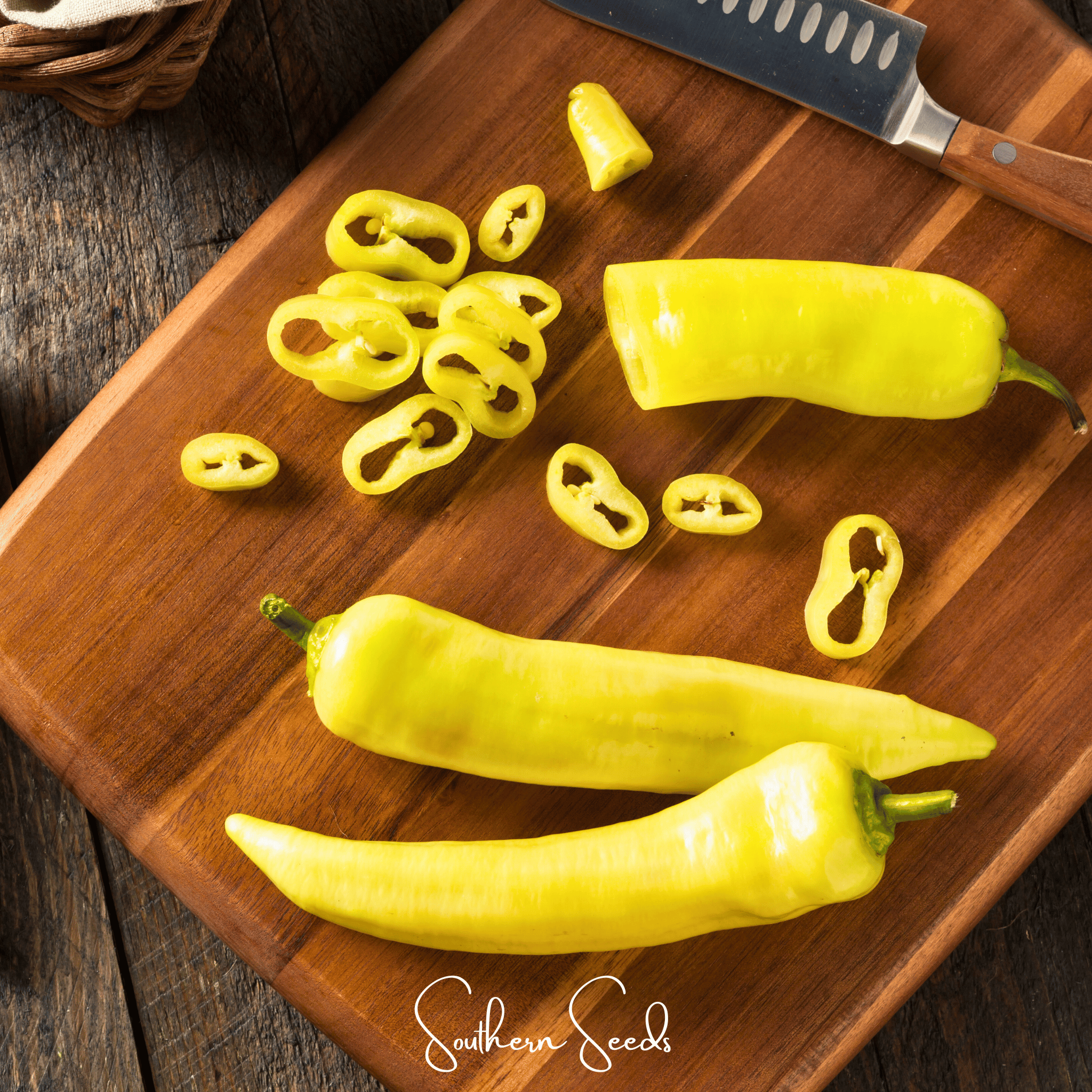 Sweet Banana Pepper – 25 Seeds | Seeds | Wiccan Center