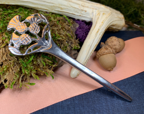 Euan Thistle Sprig Kilt Pin - Handmade in Scotland