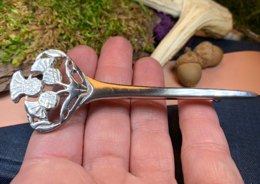 Euan Thistle Sprig Kilt Pin - Handmade in Scotland