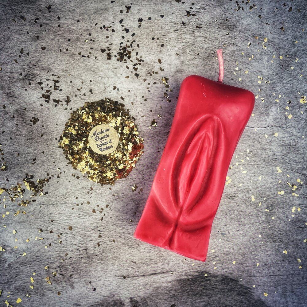 Beeswax Yoni Vulva Spell Candle - Passionate Love & Sex Magic | Beeswax Candle | Wiccan Center