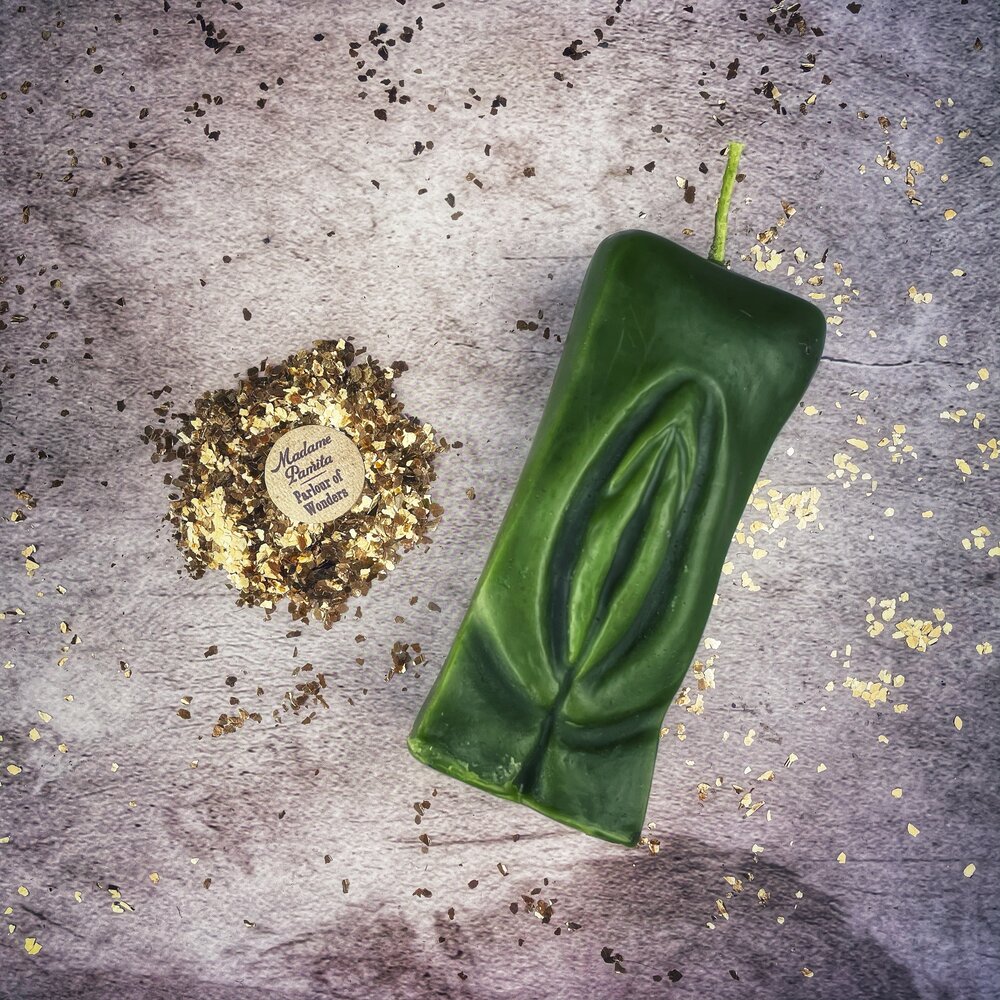 Beeswax Yoni Vulva Spell Candle - Passionate Love & Sex Magic | Beeswax Candle | Wiccan Center