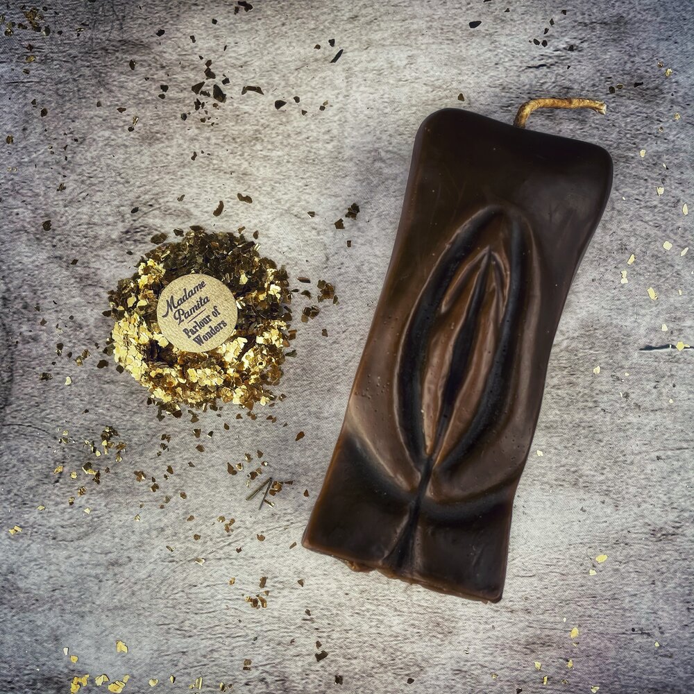 Beeswax Yoni Vulva Spell Candle - Passionate Love & Sex Magic | Beeswax Candle | Wiccan Center