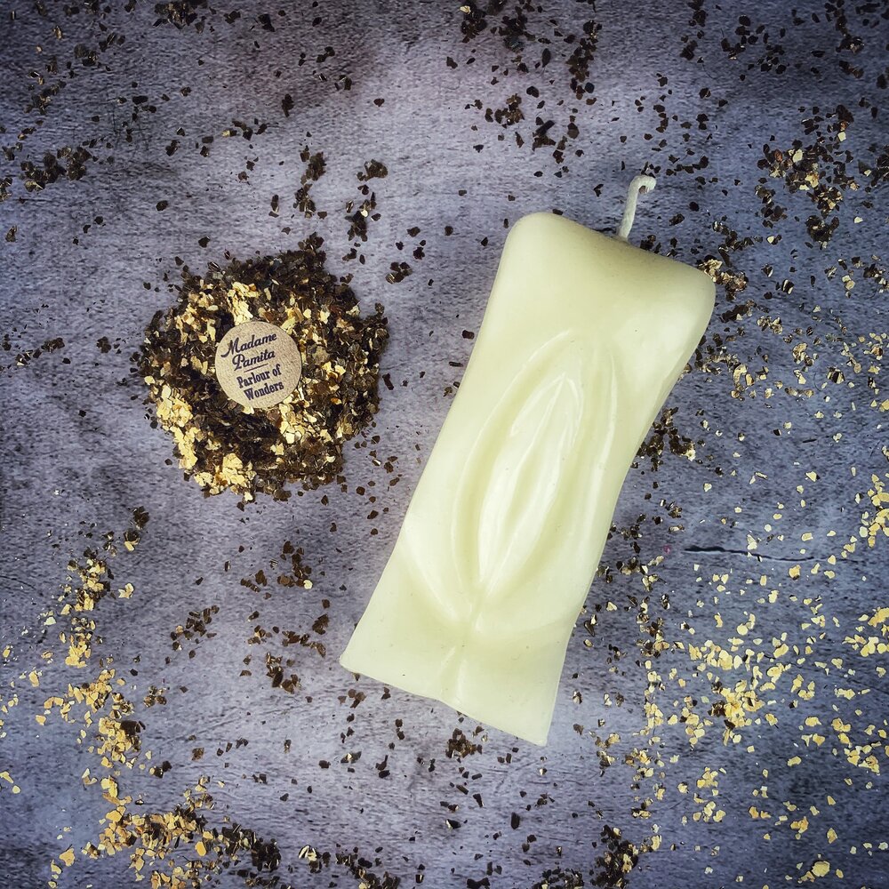 Beeswax Yoni Vulva Spell Candle - Passionate Love & Sex Magic | Beeswax Candle | Wiccan Center