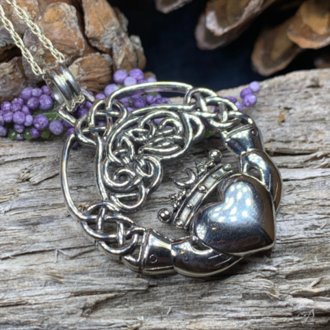 Forever Claddagh Necklace | Pendant | Wiccan Center