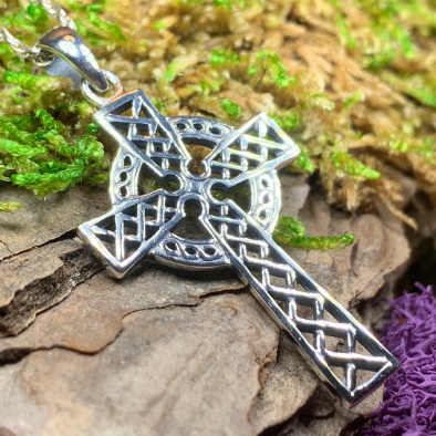 Foellan Celtic Knot Cross Necklace | Pendant | Wiccan Center
